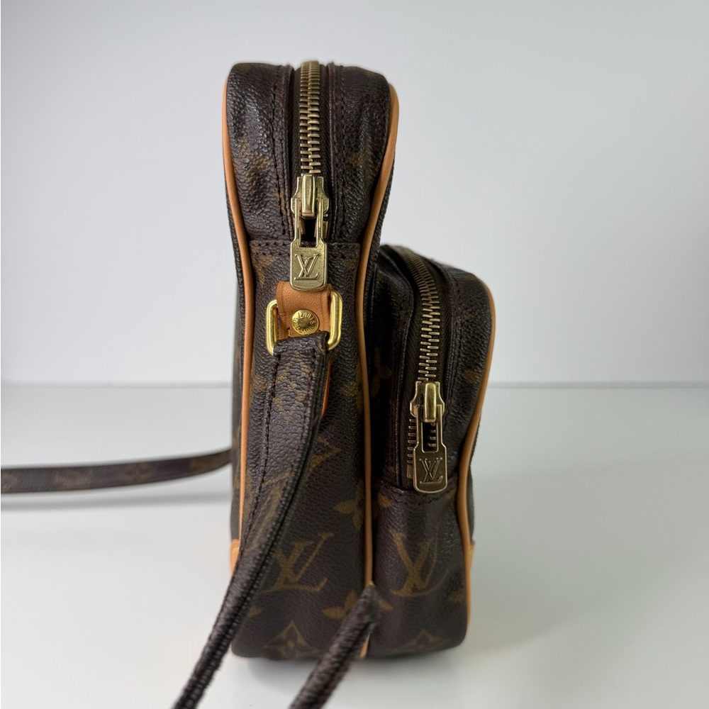 Authentic Louis Vuitton Monogram Crossbody Bag Vintage Amazone Everyday Bag - Picture 4 of 12